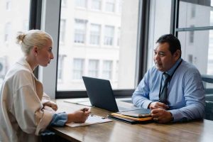 Procédure de licenciement pour inaptitude professionnelle : étapes et délais-Agnès Thill Business